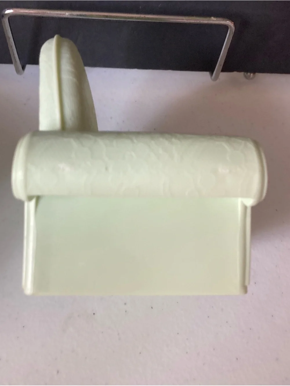 Mattel Barbie Mint Green Mini Textured Armchair Fashion Doll Furniture 2005